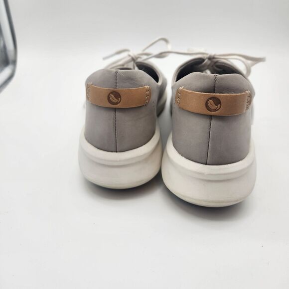 Clarks Unstructured Women’s Un Rio Tie Stone Nubuck Sneaker Size 7.5 - Picture 3 of 8